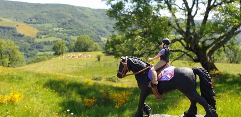 Zoe et Raven - quelque part en Auvergne...